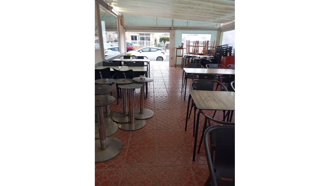 Sale - Commercial property - Algorfa - Algorfa Centro