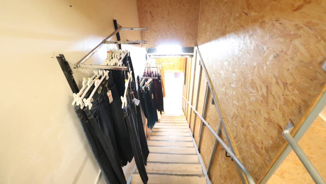 Sale - Commercial property - Algorfa - Algorfa Centro