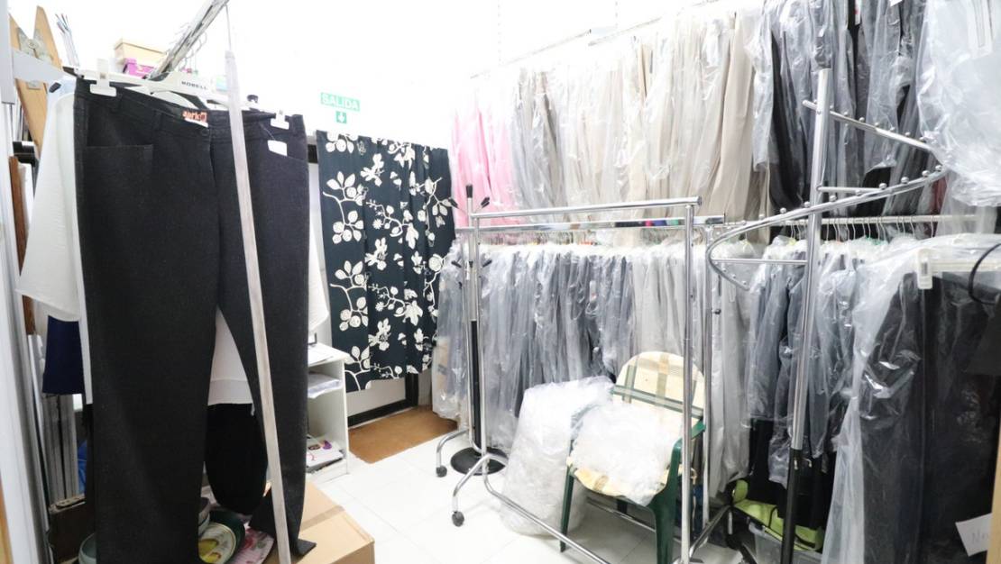 Sale - Commercial property - Algorfa - Algorfa Centro