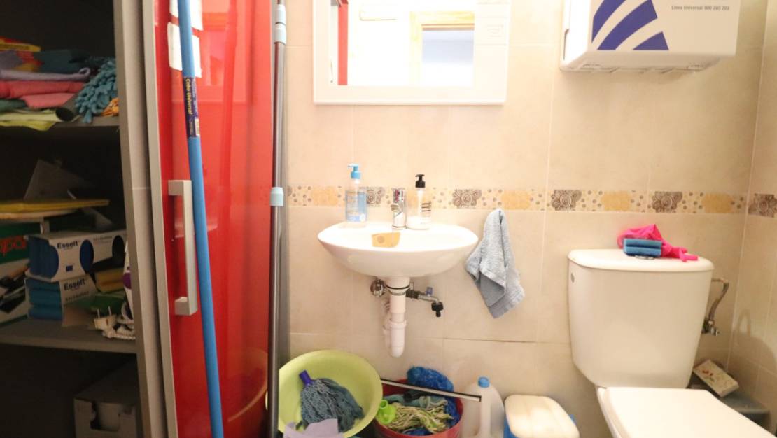 Sale - Commercial property - Algorfa - Algorfa Centro