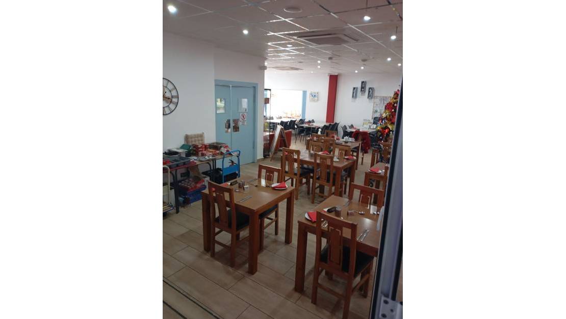 Sale - Commercial property - Algorfa - Algorfa Centro