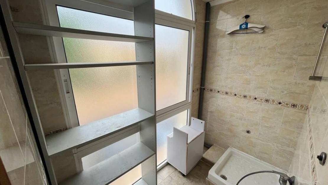 Sale - Commercial property - Algorfa - Algorfa Centro