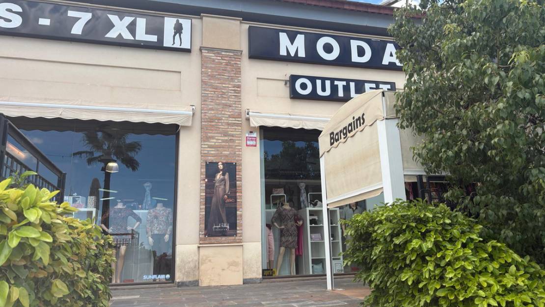 Sale - Commercial property - Algorfa - La finca golf