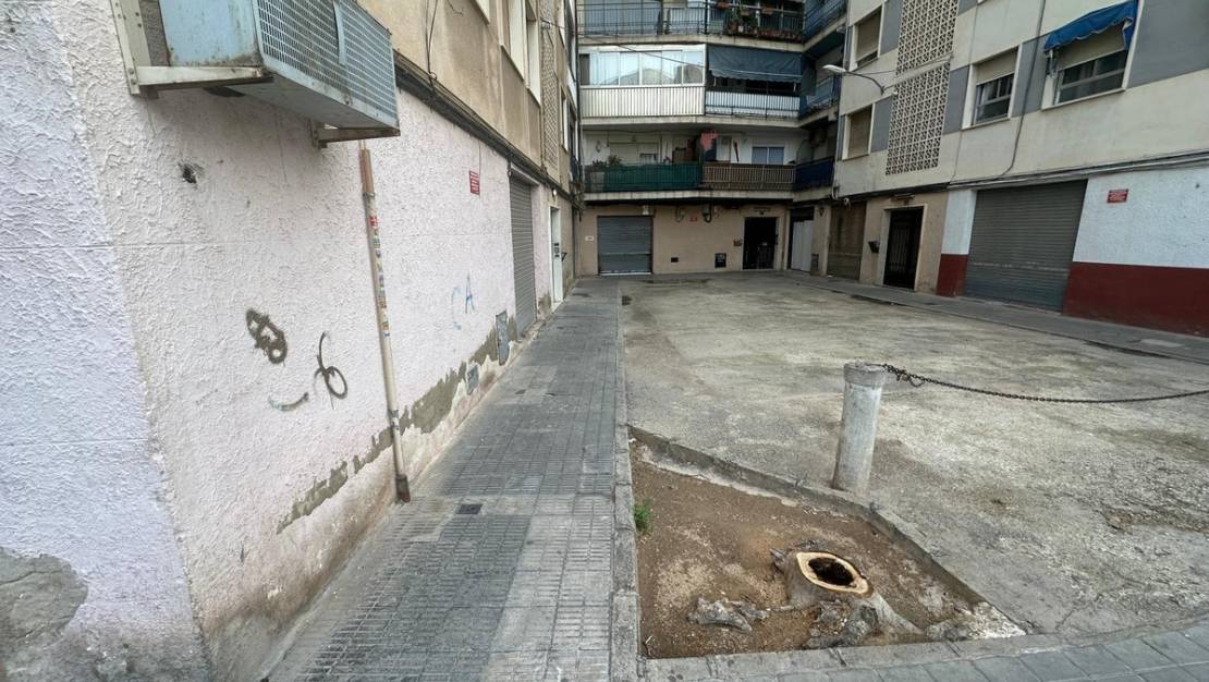 Sale - Commercial property - Alicante - Alicante Centro