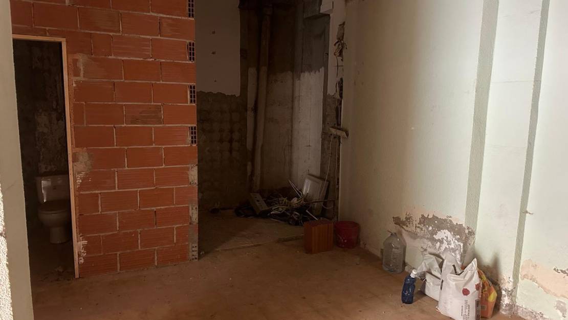 Sale - Commercial property - Alicante - Alicante Centro