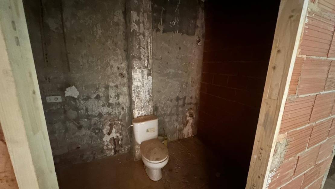 Sale - Commercial property - Alicante - Alicante Centro