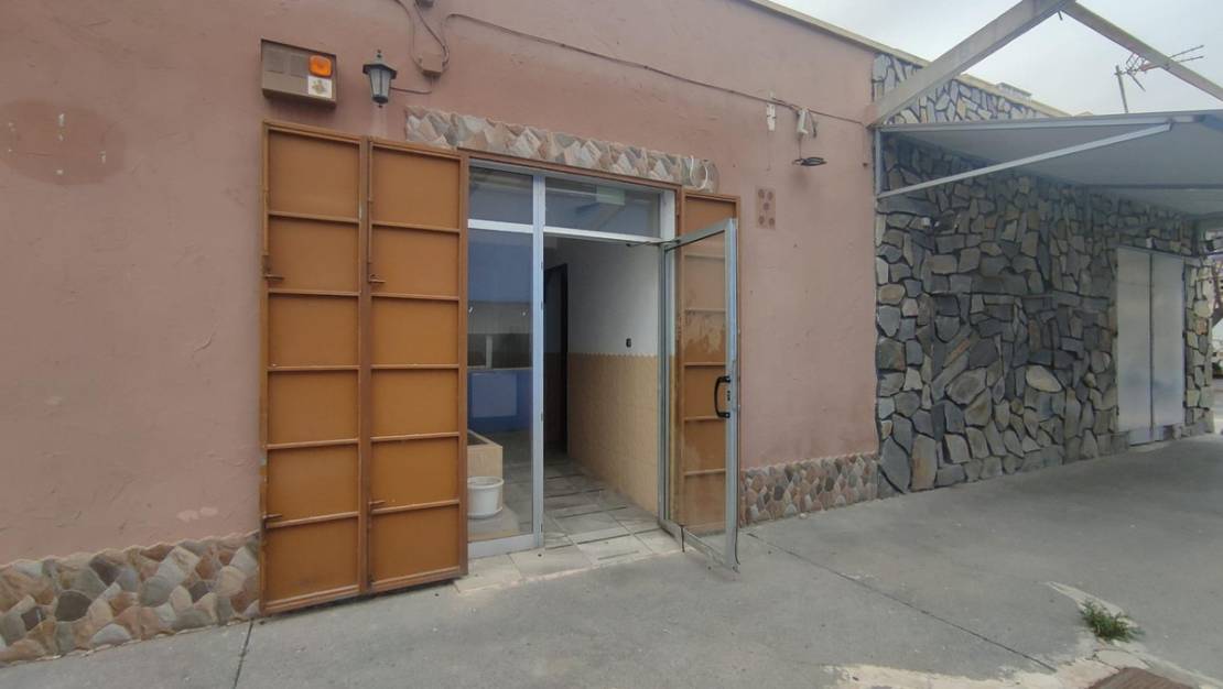 Sale - Commercial property - Alicante - Alicante Centro