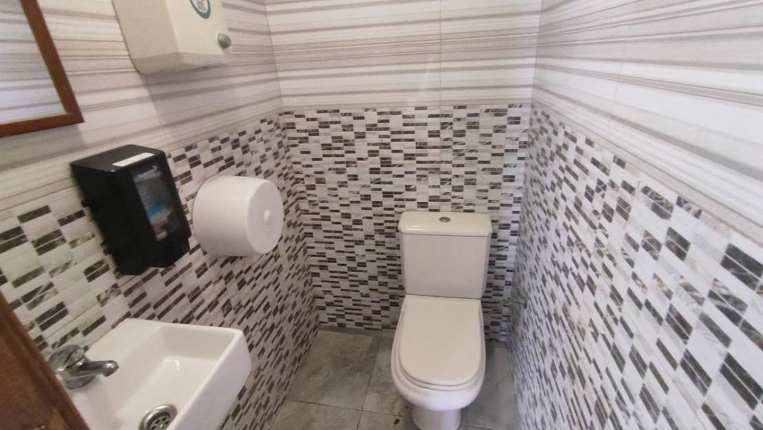 Sale - Commercial property - Alicante - Alicante Centro