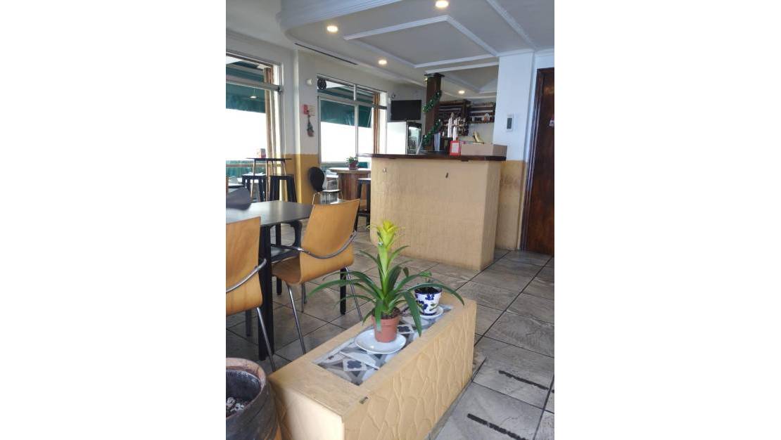 Sale - Commercial property - Alicante - Alicante Centro