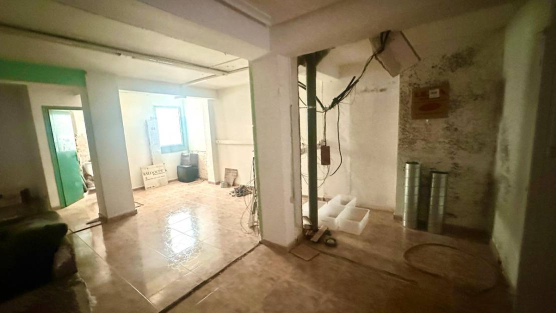 Sale - Commercial property - Alicante - Alicante Centro