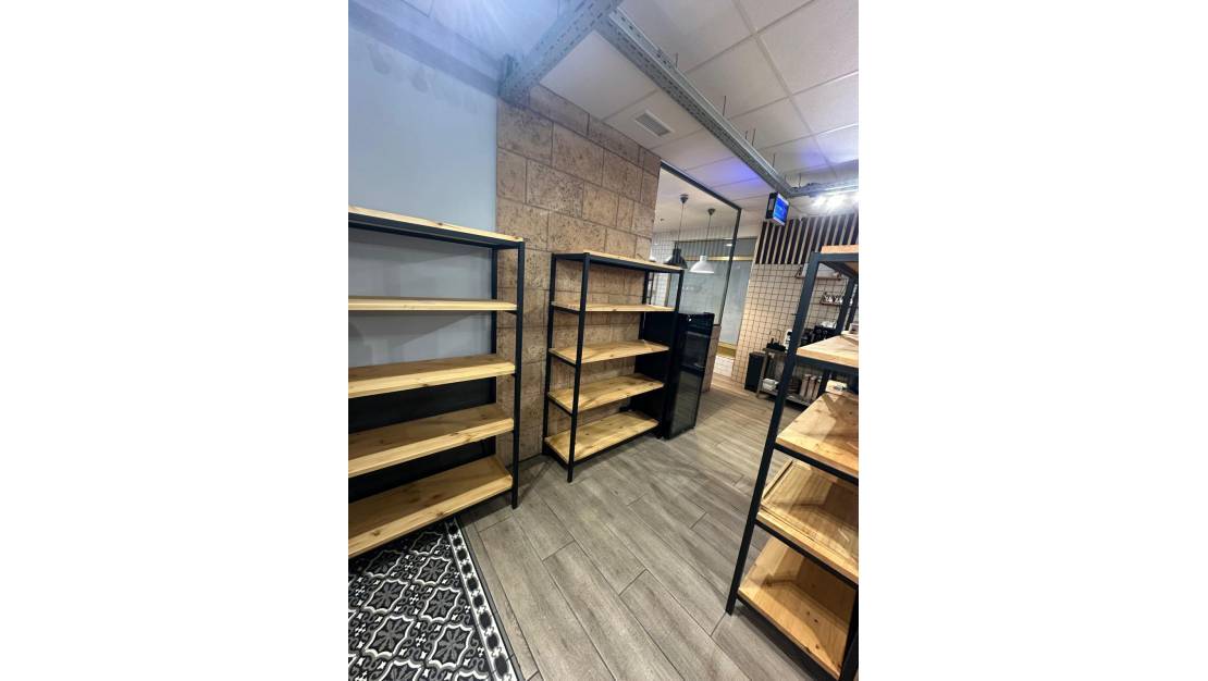 Sale - Commercial property - Alicante - Alicante Centro