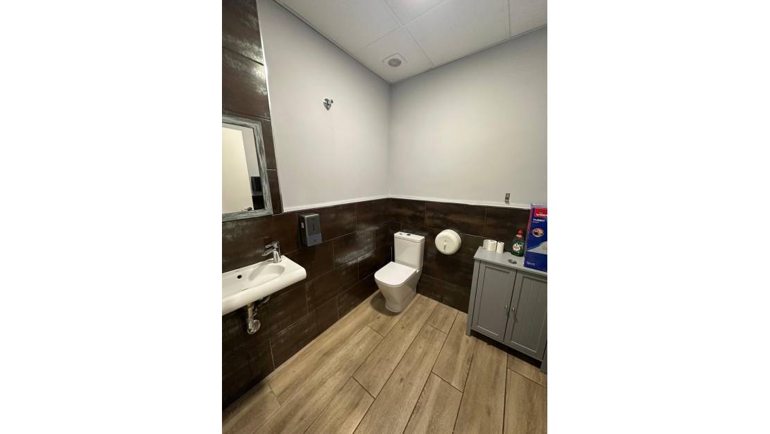 Sale - Commercial property - Alicante - Alicante Centro