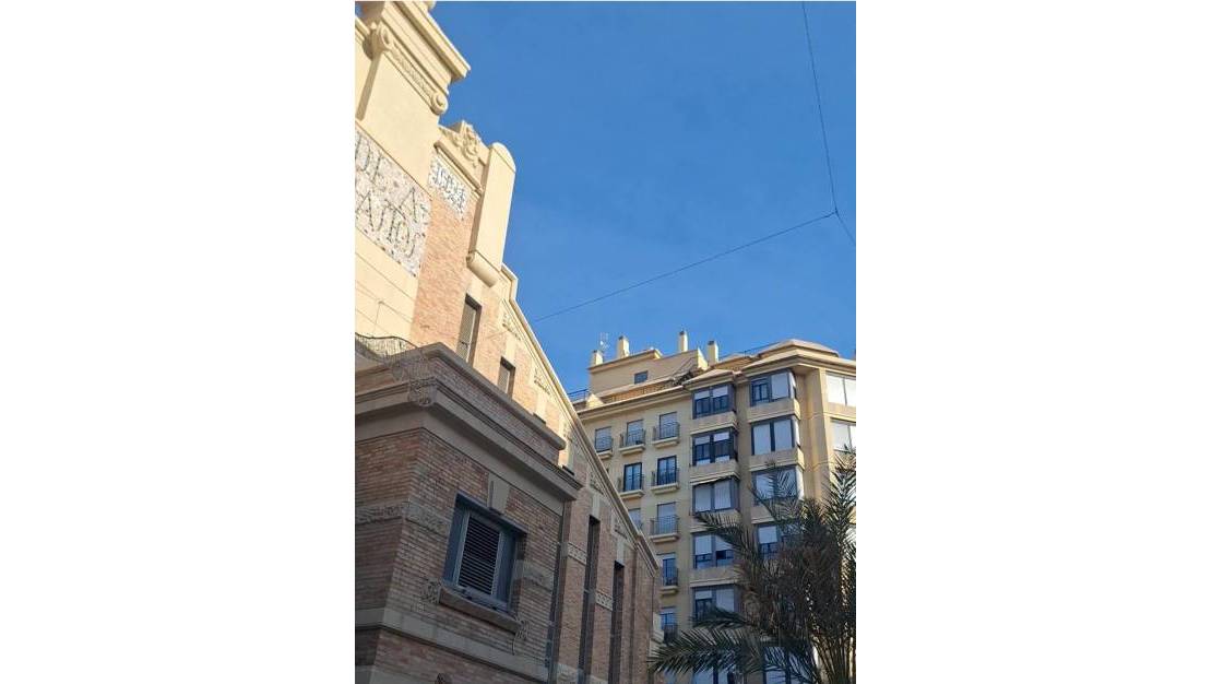 Sale - Commercial property - Alicante - Alicante Centro