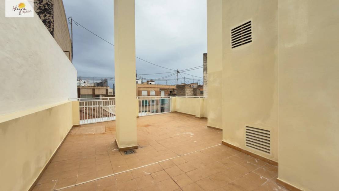 Sale - Commercial property - Alicante - Alicante Centro