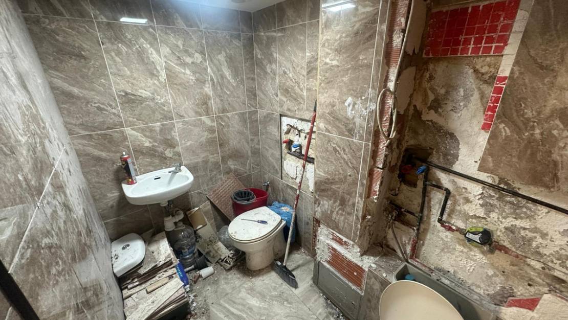 Sale - Commercial property - Alicante - Alicante Centro