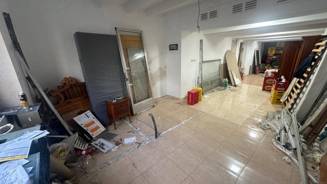 Sale - Commercial property - Alicante - Alicante Centro