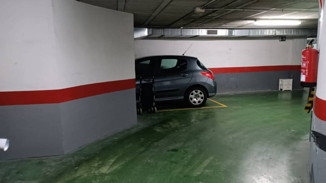 Sale - Commercial property - Alicante - Alicante Centro