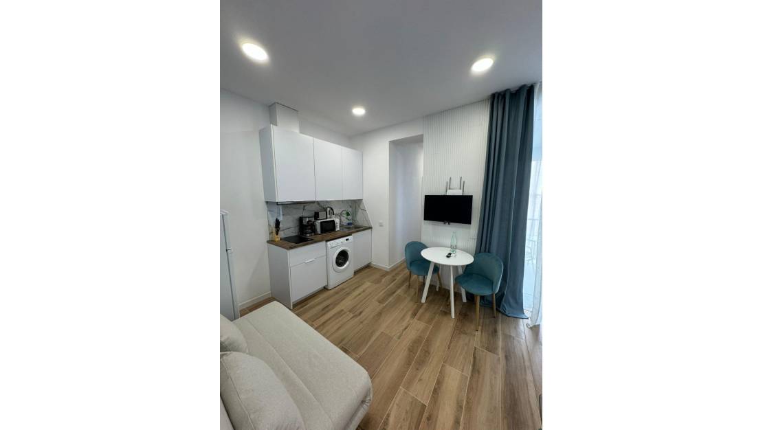 Sale - Commercial property - Alicante - Alicante Centro