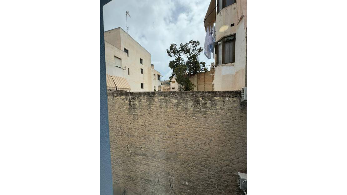 Sale - Commercial property - Alicante - Alicante Centro