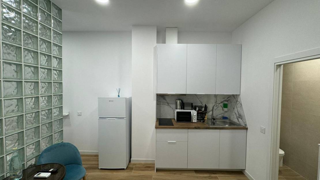 Sale - Commercial property - Alicante - Alicante Centro