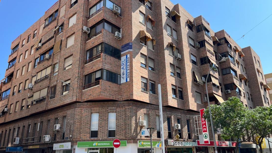 Sale - Commercial property - Alicante - Alicante Centro