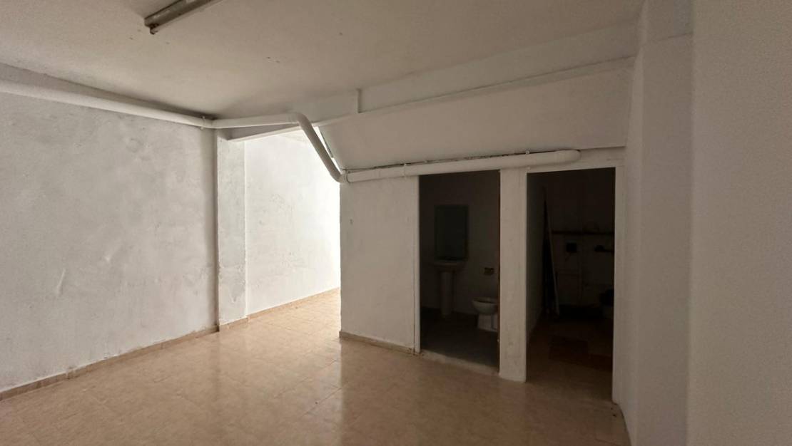 Sale - Commercial property - Alicante - Alicante Centro