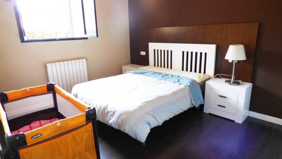 Sale - Commercial property - Alicante - Alicante Centro