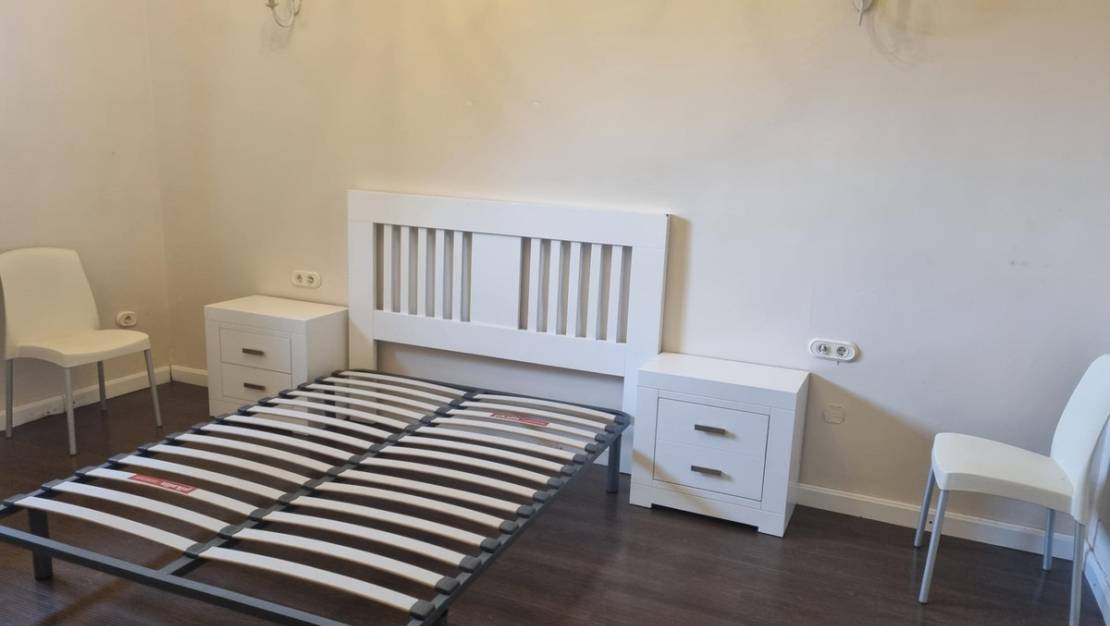 Sale - Commercial property - Alicante - Alicante Centro