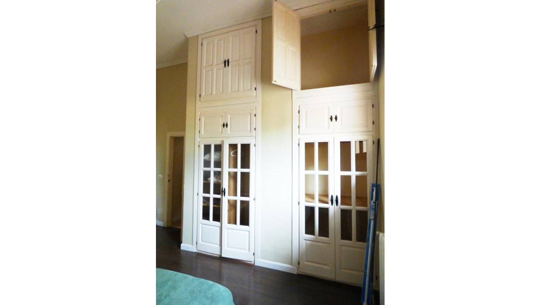 Sale - Commercial property - Alicante - Alicante Centro