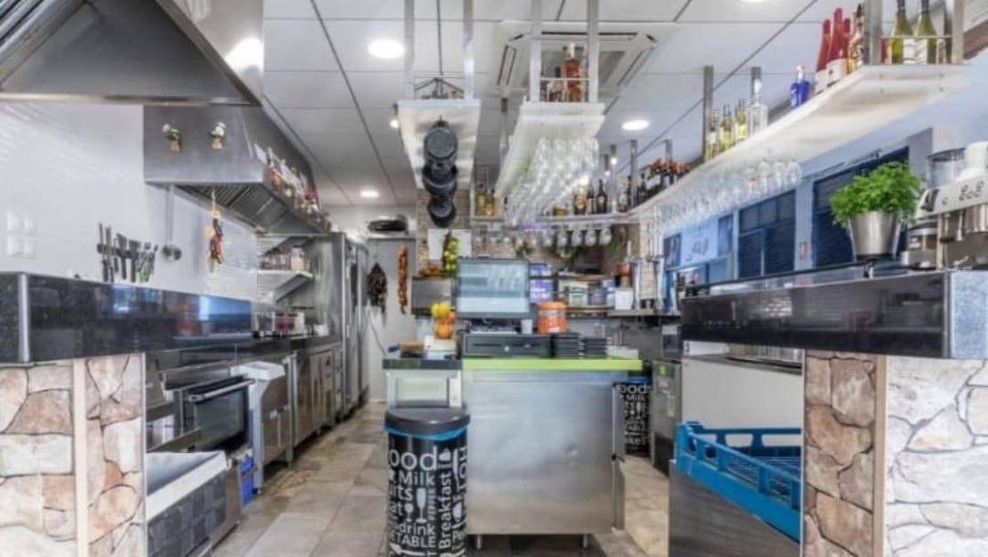 Sale - Commercial property - Alicante - Alicante Centro