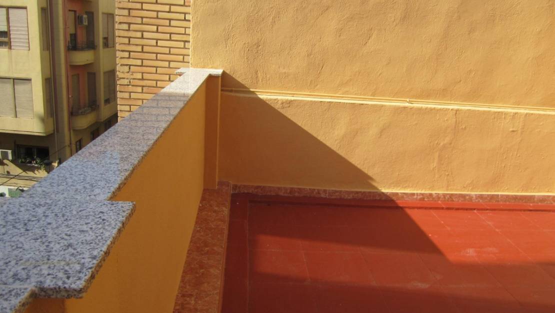 Sale - Commercial property - Alicante - Alicante Centro