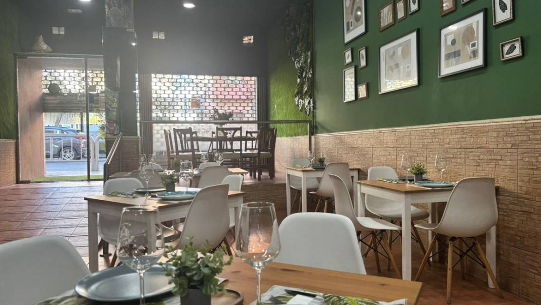 Sale - Commercial property - Alicante - Alicante Centro