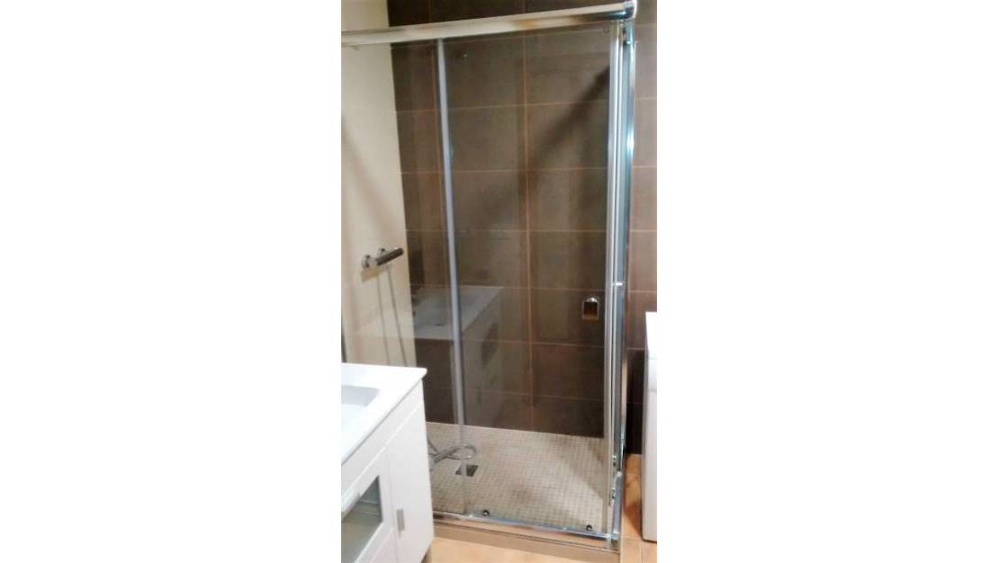 Sale - Commercial property - Alicante - Alicante Centro