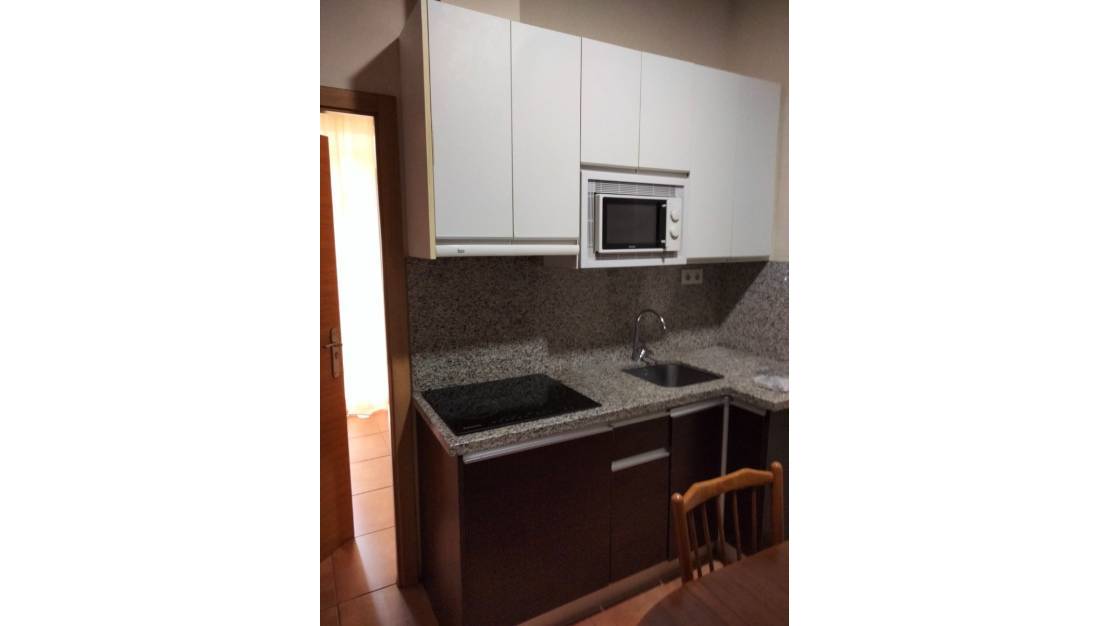 Sale - Commercial property - Alicante - Alicante Centro