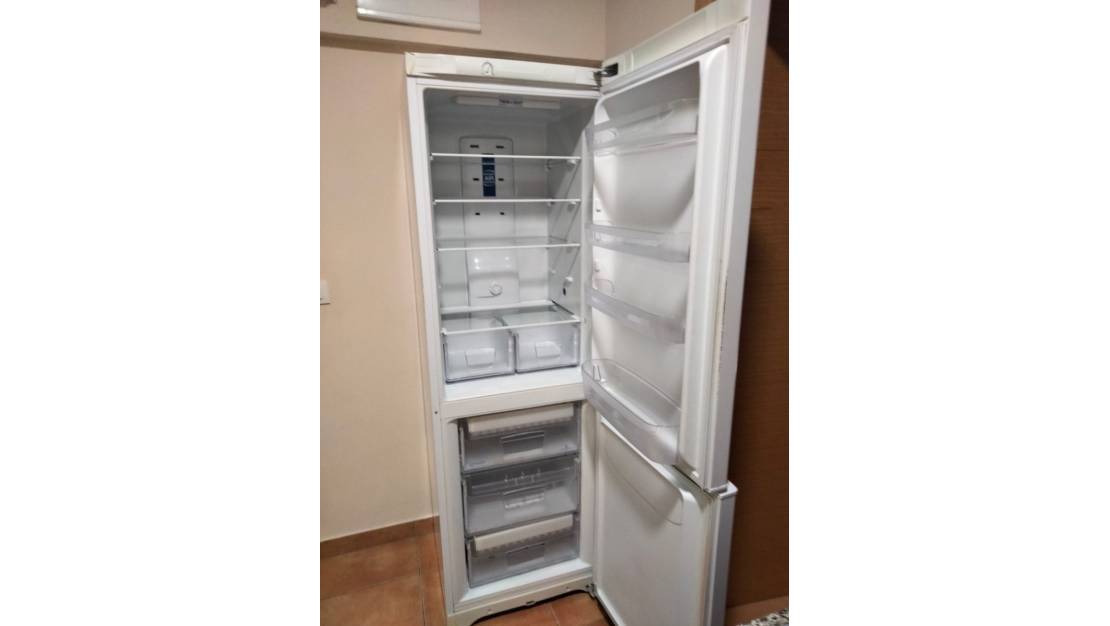 Sale - Commercial property - Alicante - Alicante Centro