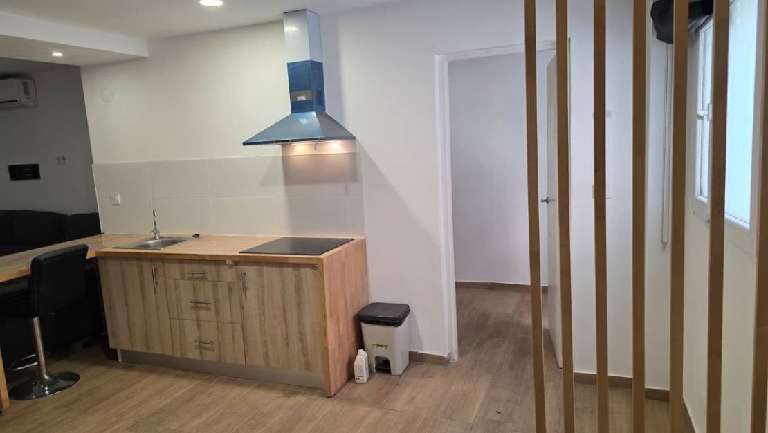 Sale - Commercial property - Alicante - Alicante Centro