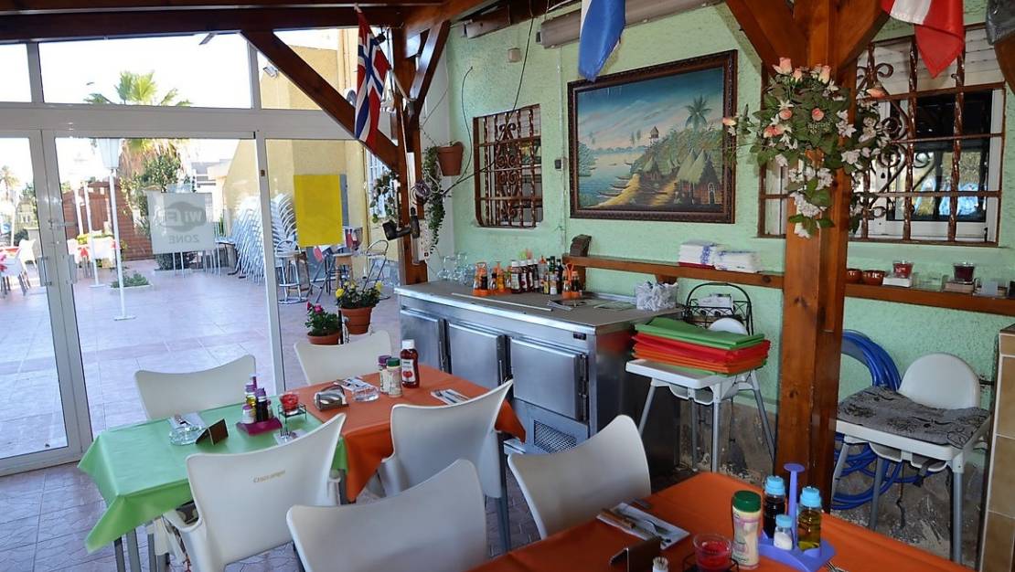 Sale - Commercial property - Alicante City - La Torreta