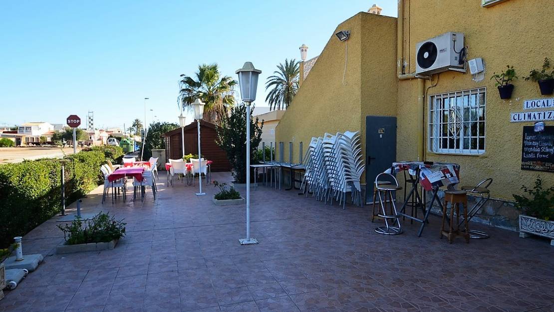 Sale - Commercial property - Alicante City - La Torreta