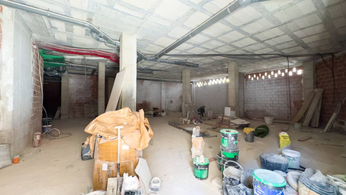 Sale - Commercial property - Alicante City - Parque de las Naciones