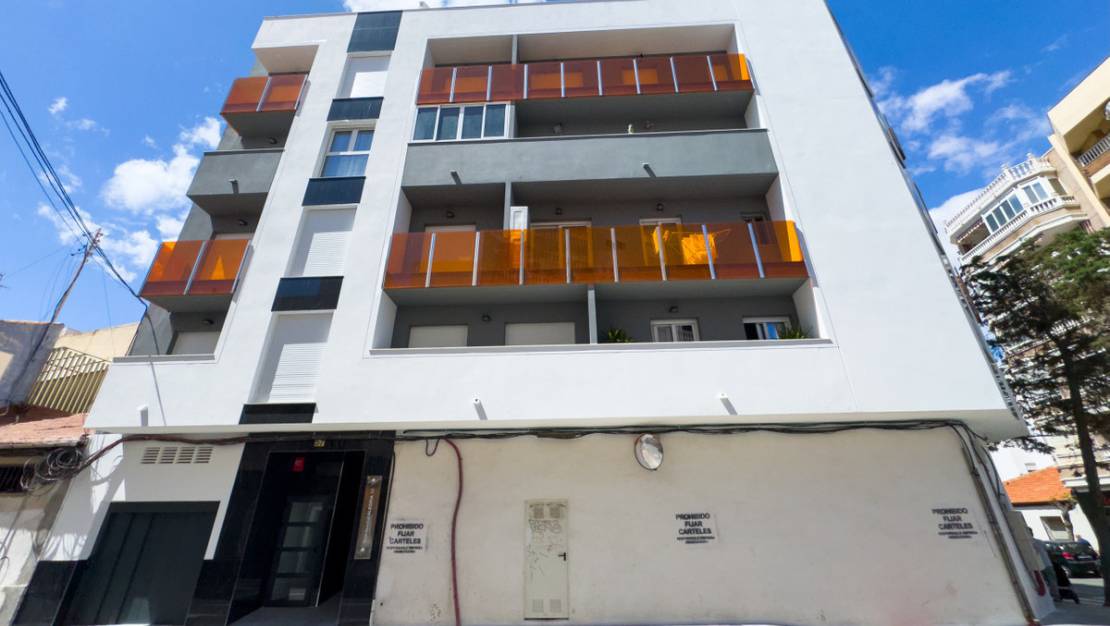Sale - Commercial property - Alicante City - Parque de las Naciones
