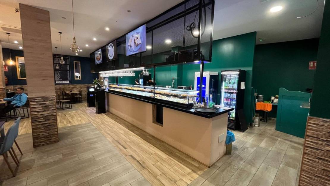 Sale - Commercial property - Benidorm - Benidorm Centro