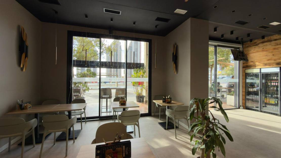 Sale - Commercial property - Benidorm - Benidorm Centro