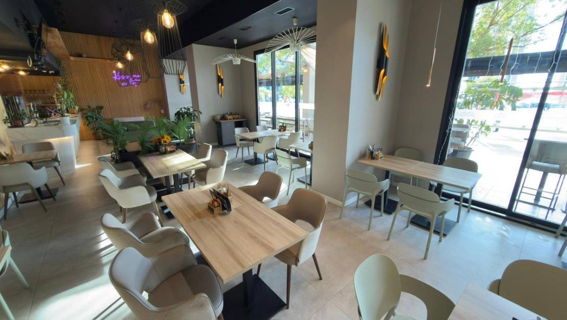 Sale - Commercial property - Benidorm - Benidorm Centro
