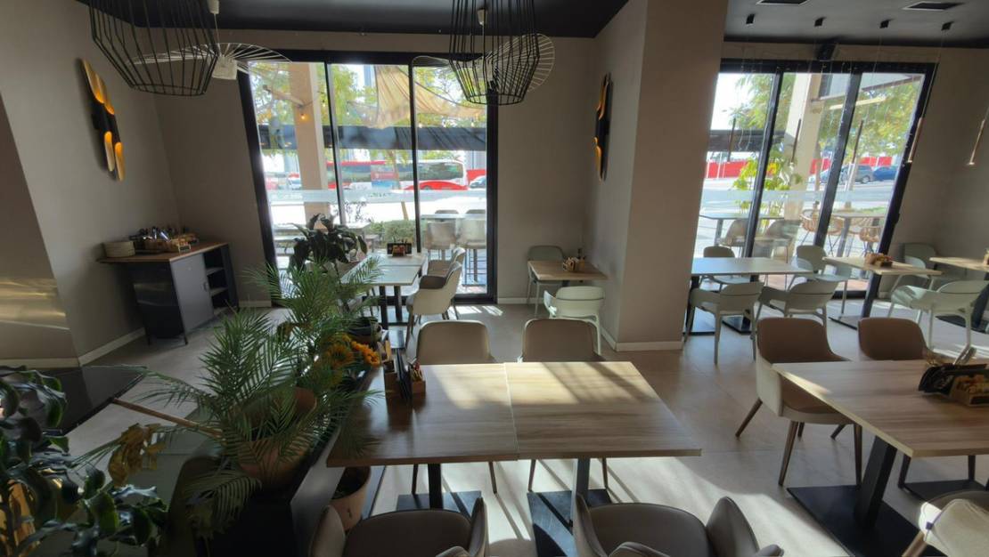 Sale - Commercial property - Benidorm - Benidorm Centro