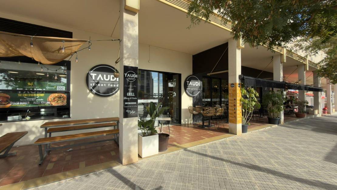 Sale - Commercial property - Benidorm - Benidorm Centro