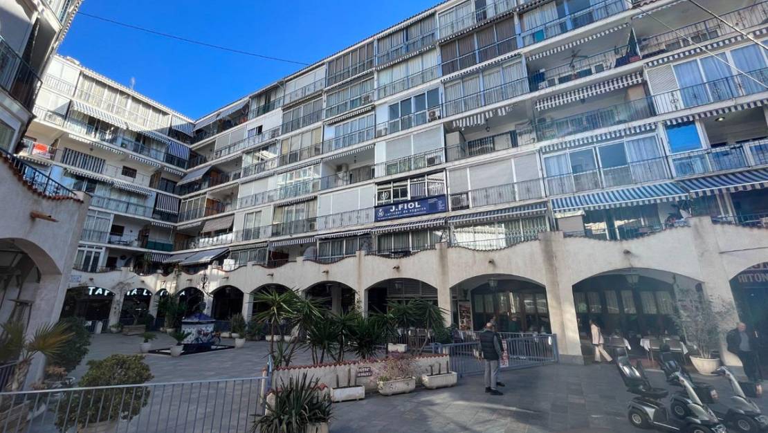 Sale - Commercial property - Benidorm - Benidorm Centro