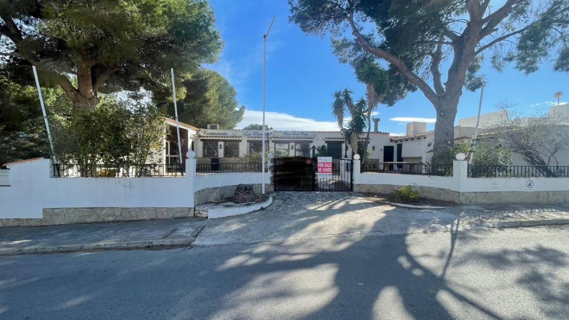 Sale - Commercial property - Benissa - Benissa Centro