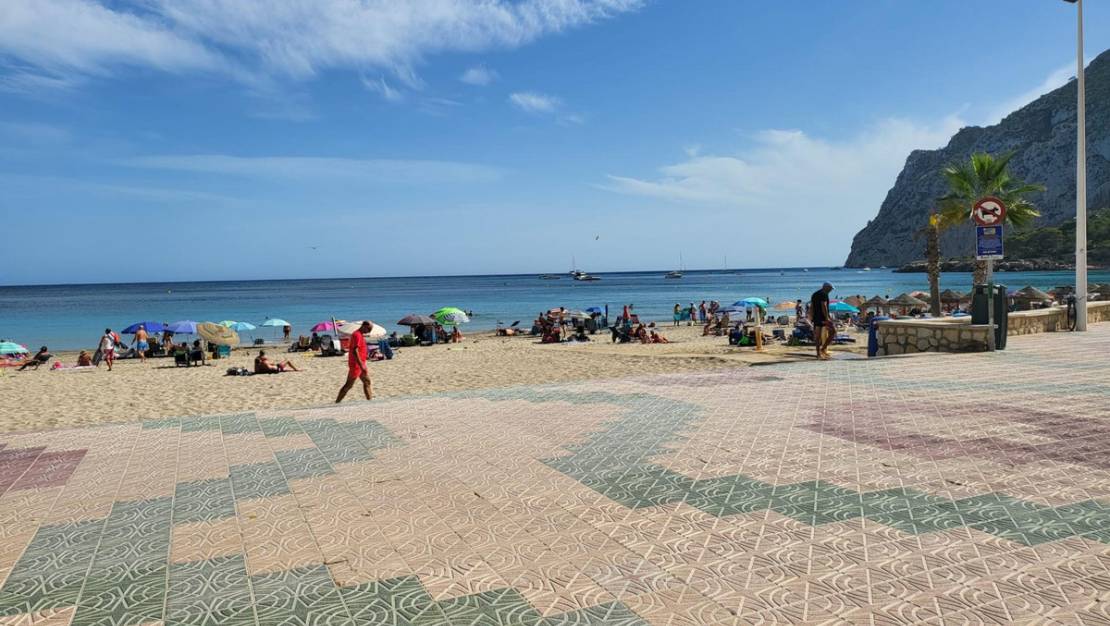 Sale - Commercial property - Calpe - Calpe Centro