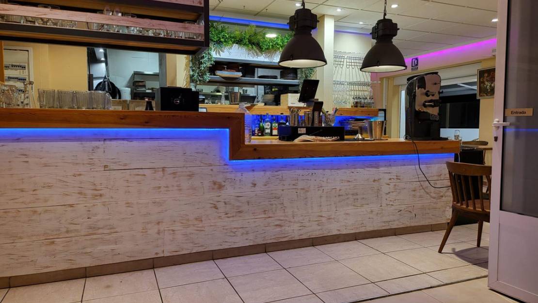 Sale - Commercial property - Calpe - Calpe Centro