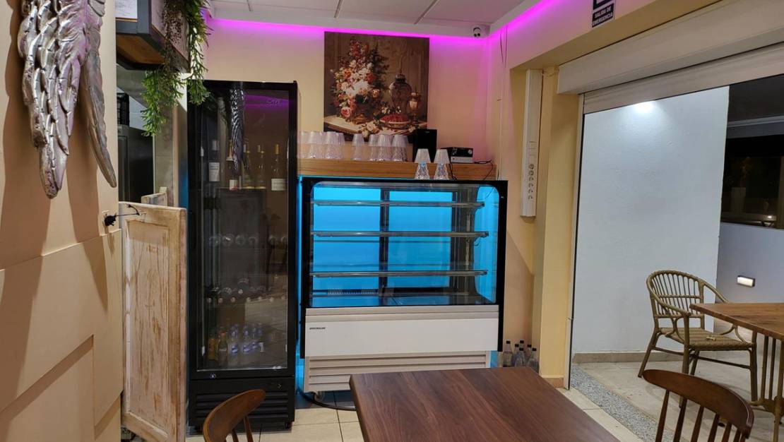 Sale - Commercial property - Calpe - Calpe Centro